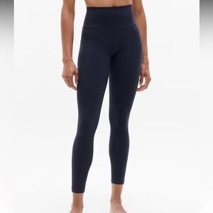 Athleta Salutation Stash High Rise 7/8 Navy Leggings